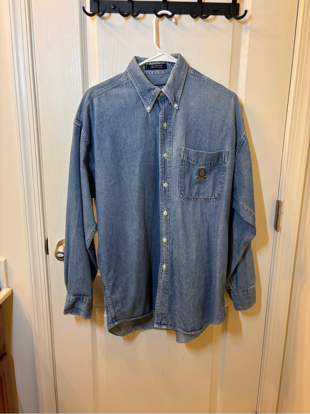 Vintage CHAPS Ralph Lauren Denim Shirt Men’s M Blue Crest Logo 90s Button Down
